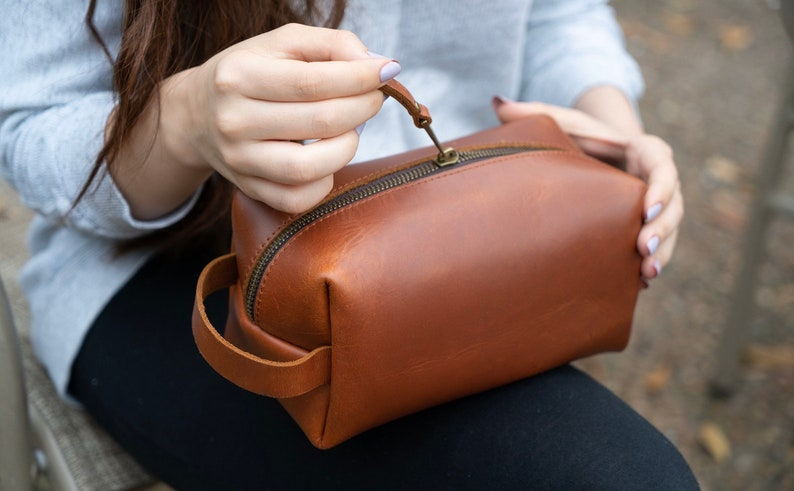 About Us - Toiletry Bag NZ